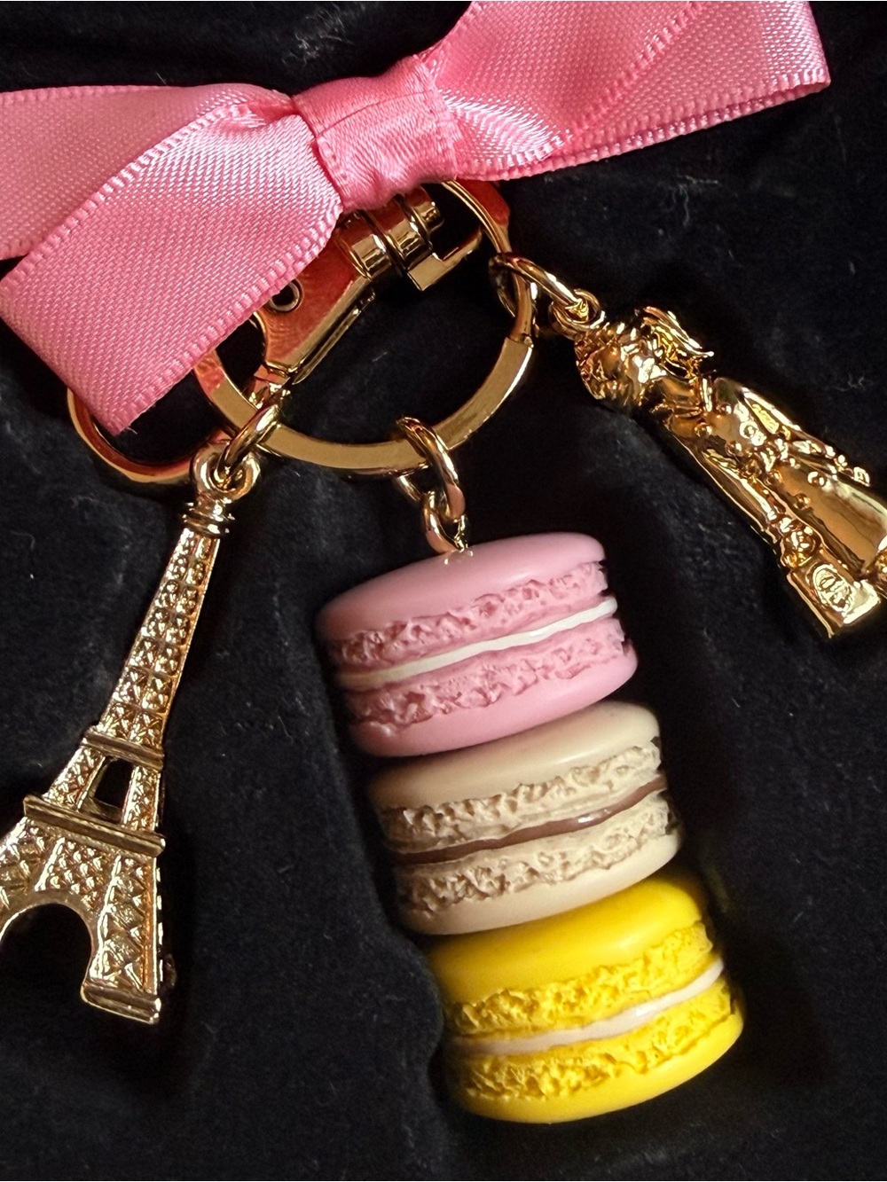 LADURÉE Pink Ribbon Macaron Charm Keychain gift box NWOT - Picture 4 of 7